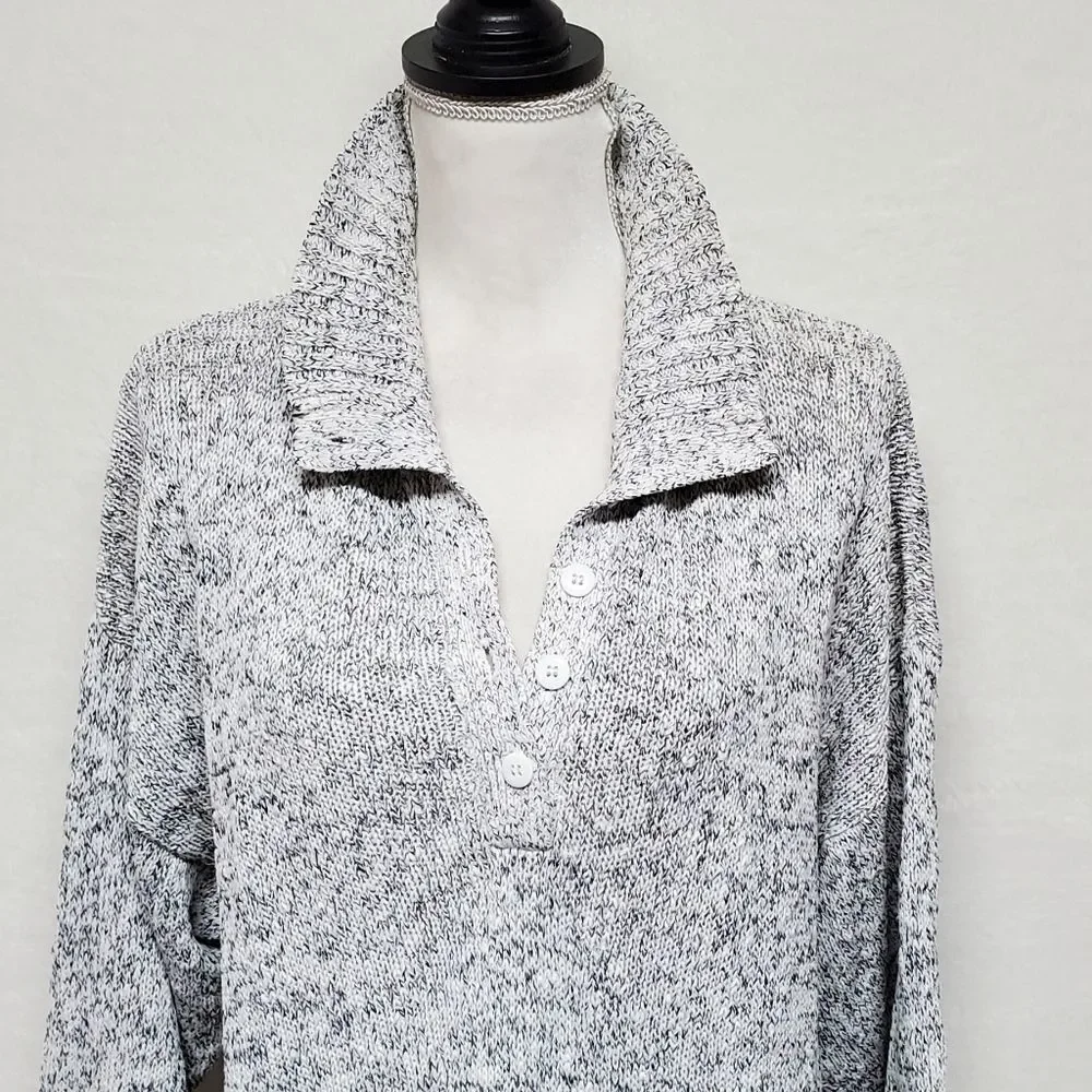 VINTAGE 1970s Erika Gray Black Speckle Knit High Low V-neck Wide Belt Dress M